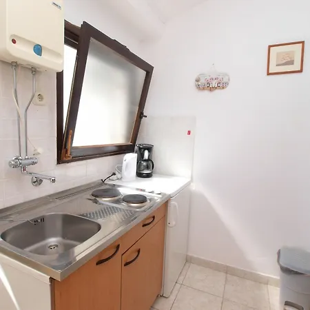 Ana 405 Apartment