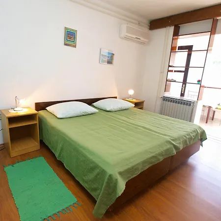 Apartment Ana 405 *