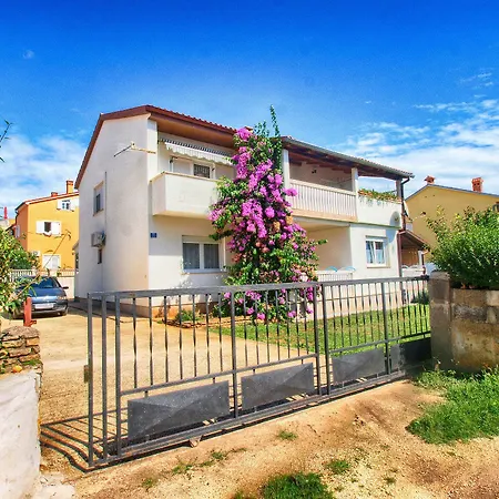 Ana 405 Apartment Medulin